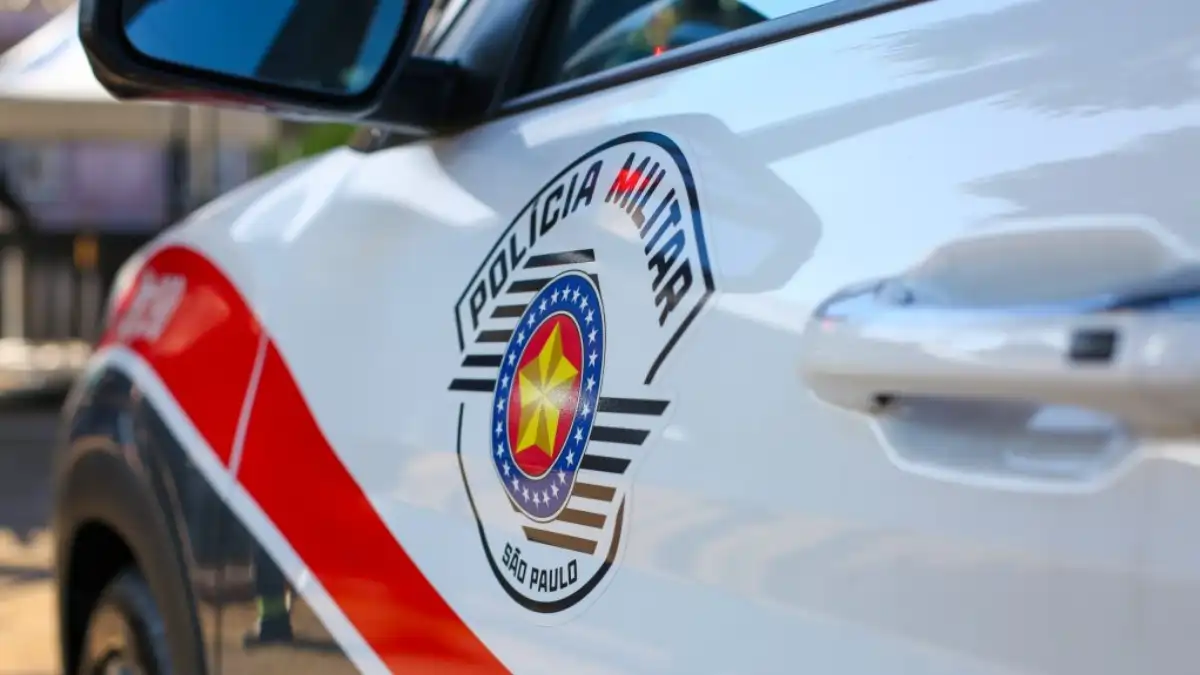 Homem invade casa da mãe com faca e acaba preso em Marília