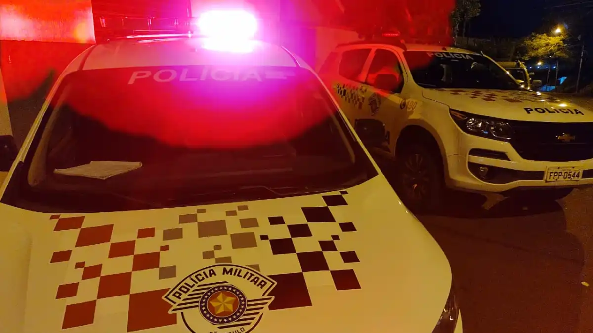 Mulher esfaqueia companheiro após briga em Pompéia