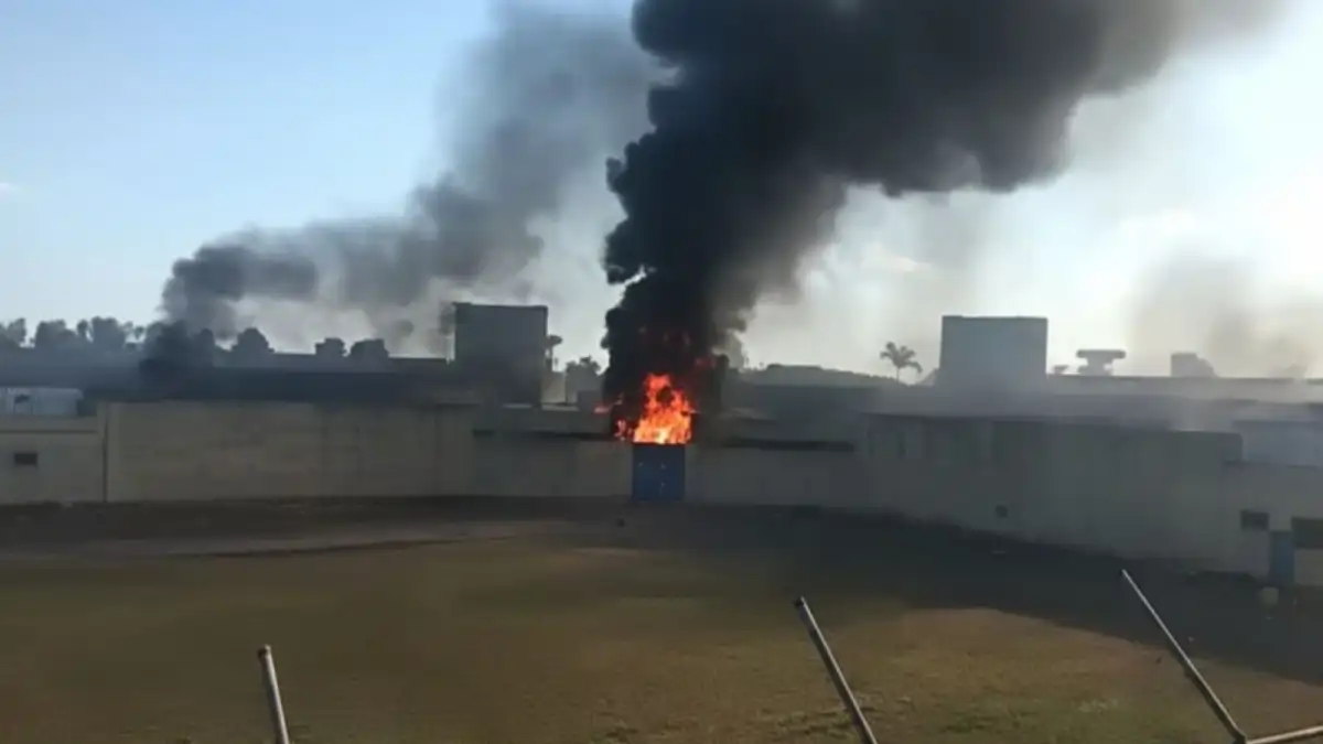 Justiça suspende processo do incêndio na Penitenciária de Marília
