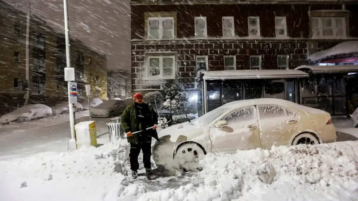 Tempestade de inverno fecha escolas no nordeste dos EUA