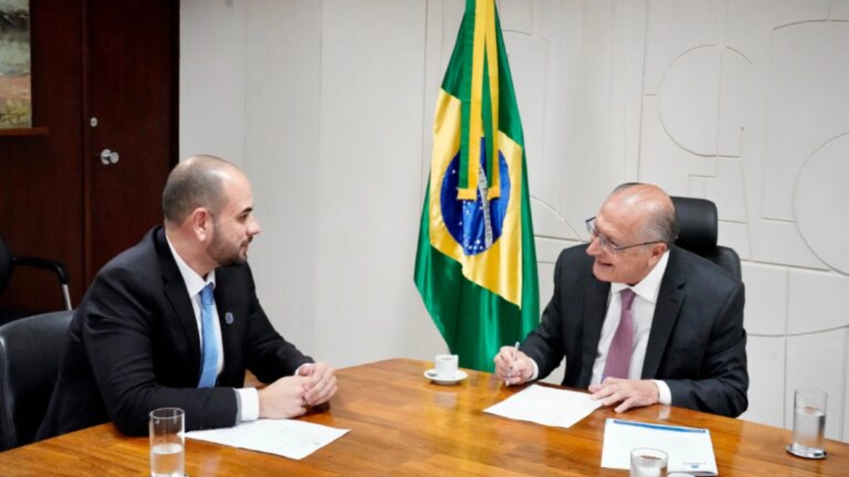 Diogo Ceschim busca recursos federais em reunião com Alckmin