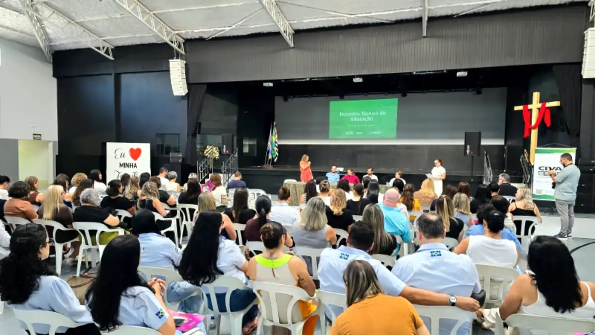 Pompeia sedia encontro do Civap com gestores da educação