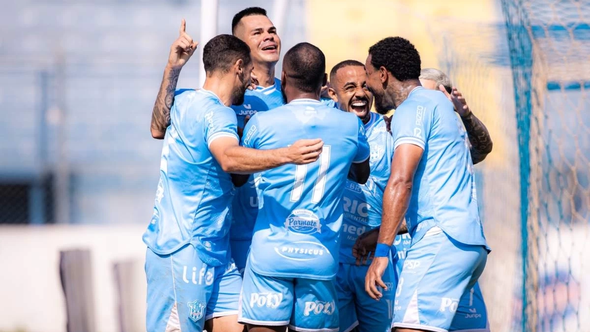 Lucas Lima decide e MAC garante vantagem no mata-mata