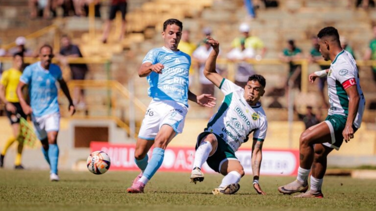 MAC empata com XV de Jaú e deixa decisão do acesso para o Abreuzão