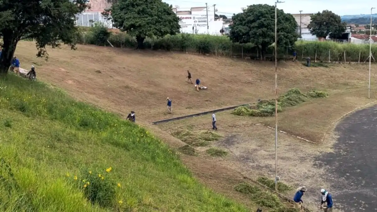 Marília inicia revitalização dos poliesportivos com limpeza e pintura