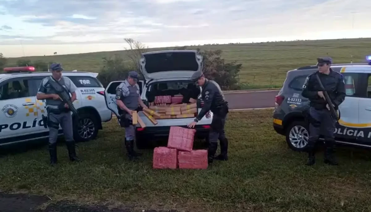 Jovem é preso com 840 quilos de maconha