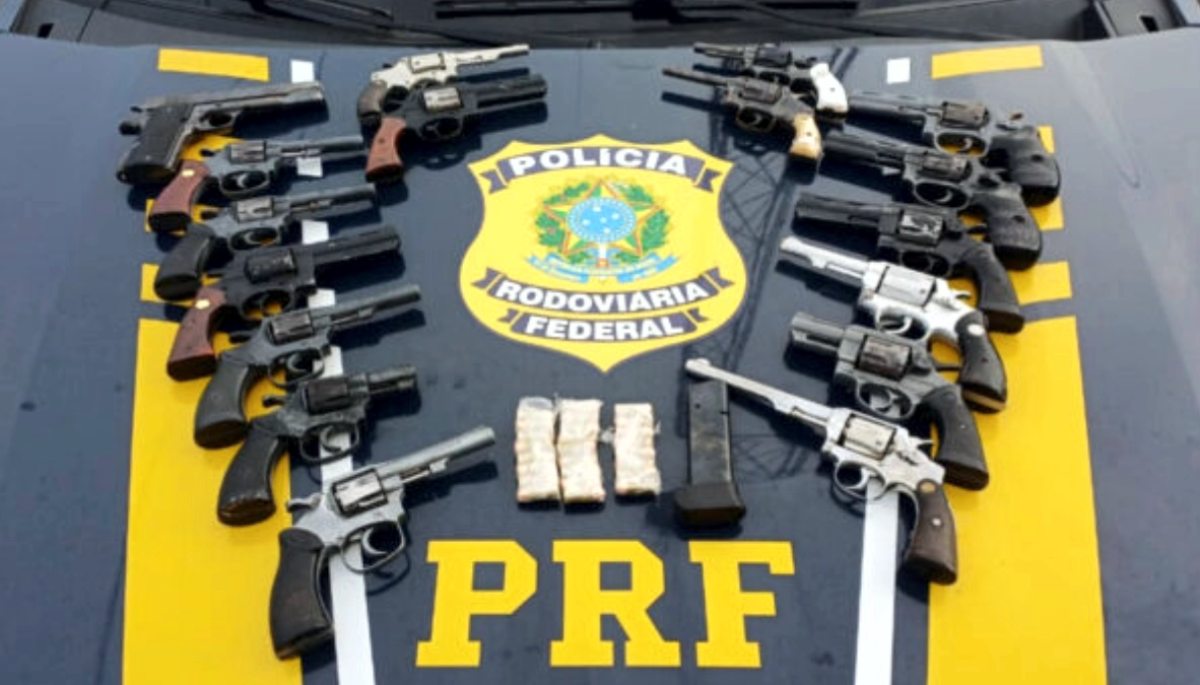 PRF prende mulheres com 17 armas do Paraguai • A Gazeta da Cidade